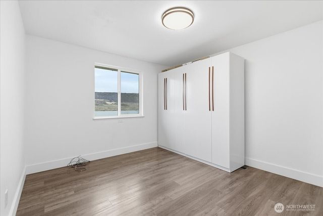 216 Sandy Lane, Electric City, WA 99123