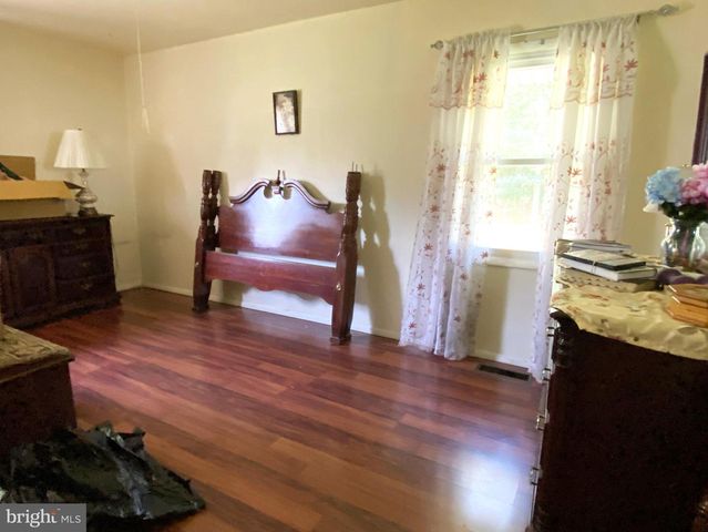 30 WINTERBERRY LN, Willingboro, NJ 08046