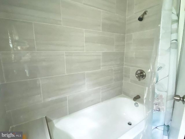 30 WINTERBERRY LN, Willingboro, NJ 08046
