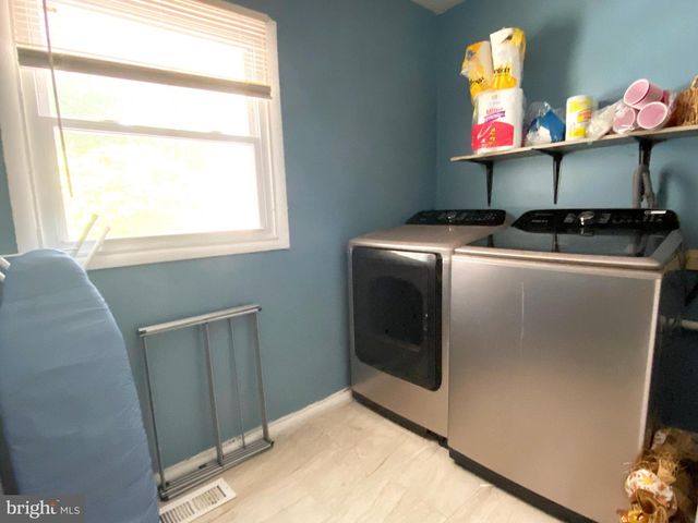 30 WINTERBERRY LN, Willingboro, NJ 08046