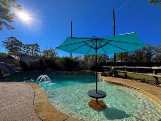 114 Elmwood Street, Huntsville, TX 77320