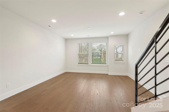 5019 York Park Lane, Charlotte, NC 28217