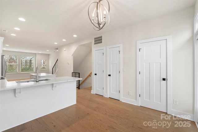 5019 York Park Lane, Charlotte, NC 28217