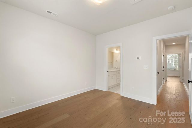 5019 York Park Lane, Charlotte, NC 28217