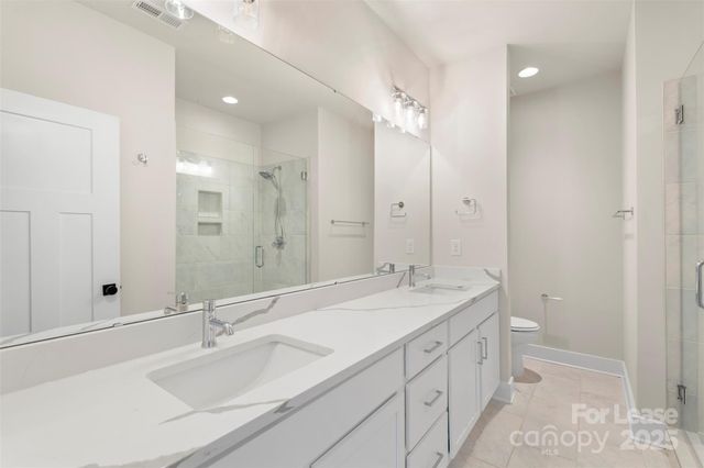 5019 York Park Lane, Charlotte, NC 28217