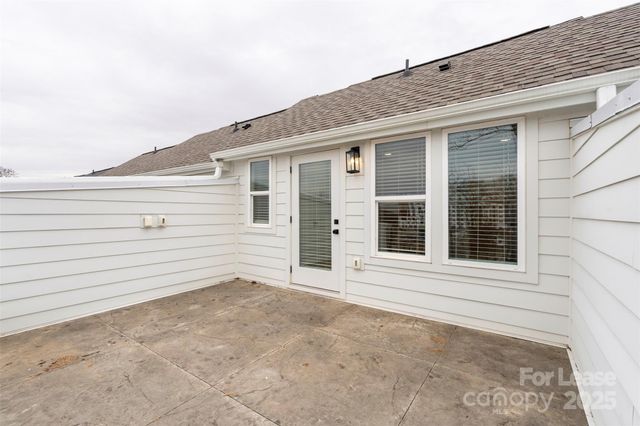 5019 York Park Lane, Charlotte, NC 28217