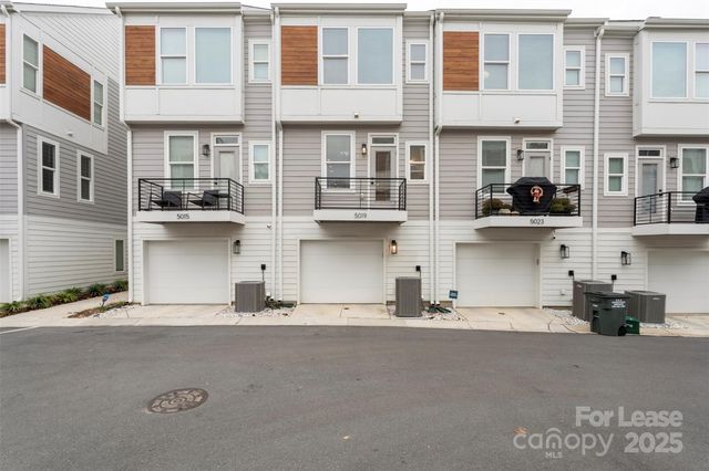 5019 York Park Lane, Charlotte, NC 28217