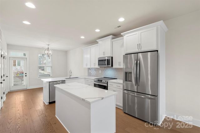 5019 York Park Lane, Charlotte, NC 28217