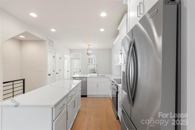 5019 York Park Lane, Charlotte, NC 28217