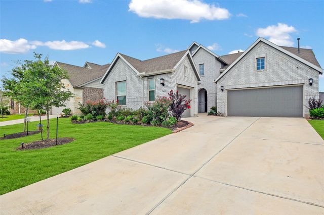 5608 Forest Cove Drive, Rosenberg, TX 77469