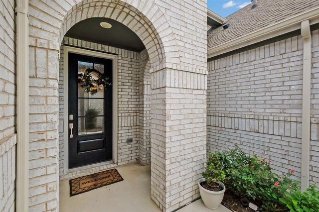 5608 Forest Cove Drive, Rosenberg, TX 77469