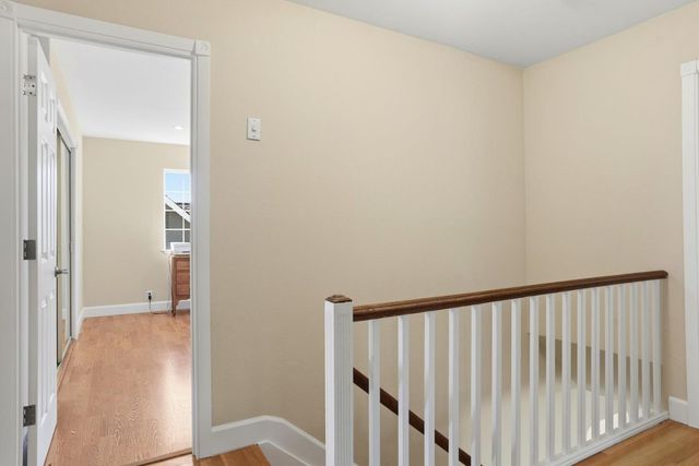 949 Pleasant Hill Road, Redwood City, CA 94061