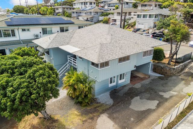 2243 Sea View Avenue, Honolulu, HI 96822