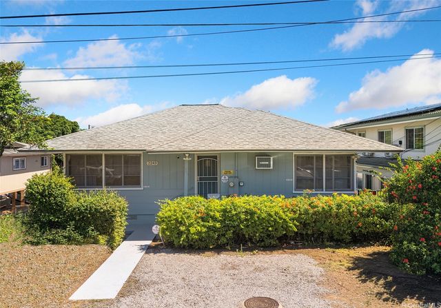 2243 Sea View Avenue, Honolulu, HI 96822