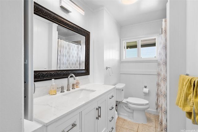 2243 Sea View Avenue, Honolulu, HI 96822