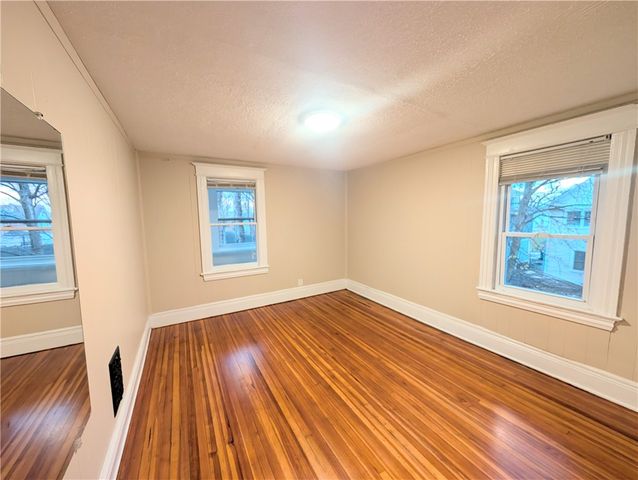 49 Leighton Avenue, Rochester, NY 14609