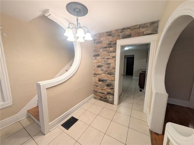 49 Leighton Avenue, Rochester, NY 14609