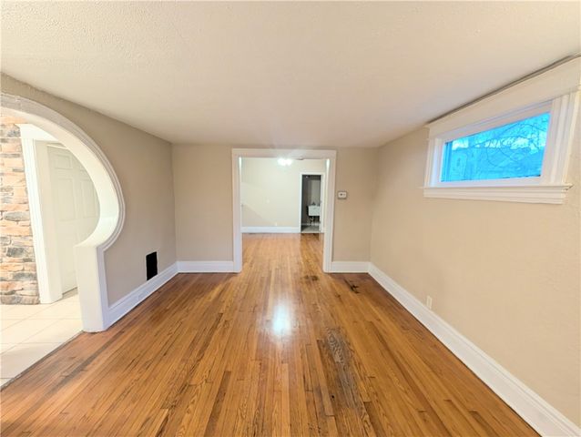 49 Leighton Avenue, Rochester, NY 14609