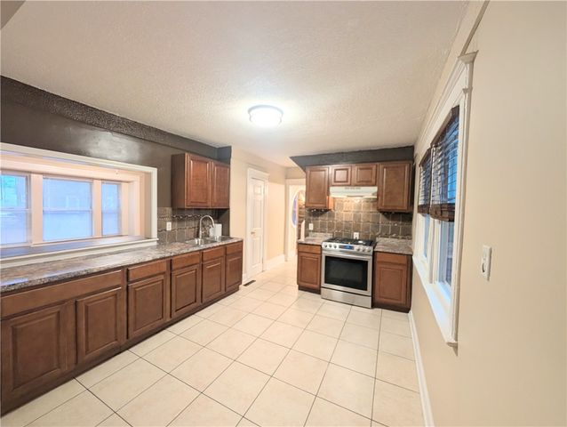 49 Leighton Avenue, Rochester, NY 14609