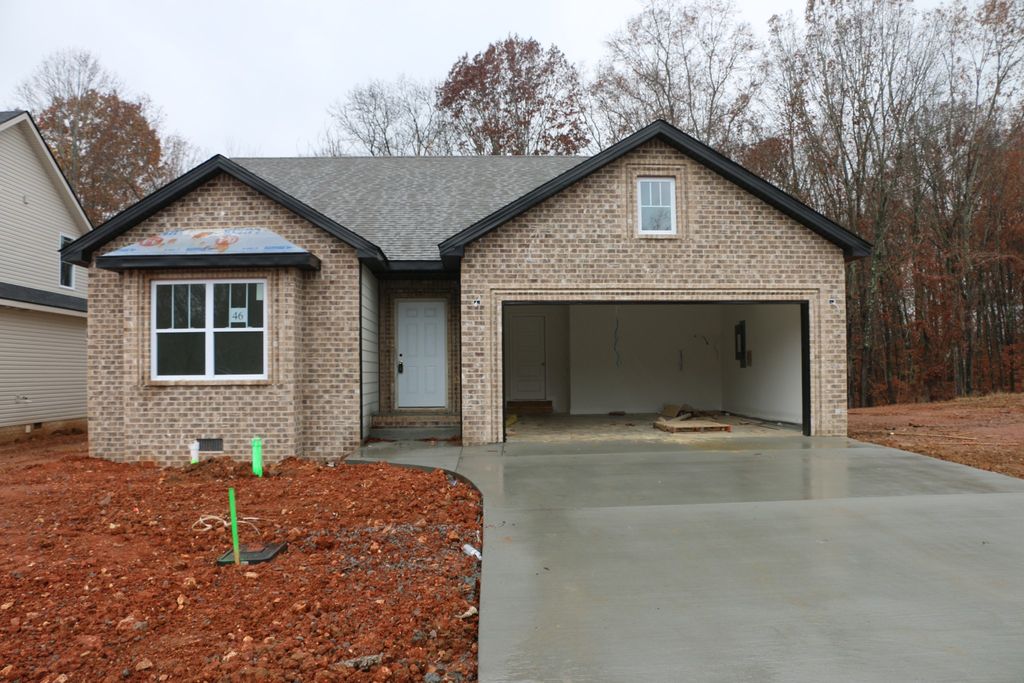 46 Miller Farm, Clarksville, TN 37040