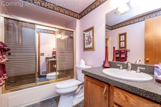 6701 Sun Valley Drive, Independence Charter Township, MI 48348