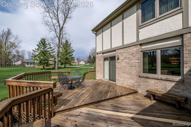 6701 Sun Valley Drive, Independence Charter Township, MI 48348