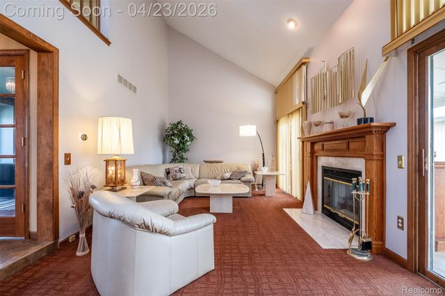 6701 Sun Valley Drive, Independence Charter Township, MI 48348