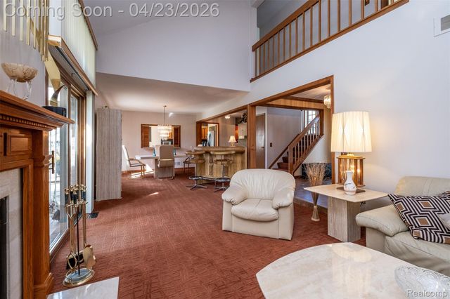 6701 Sun Valley Drive, Independence Charter Township, MI 48348