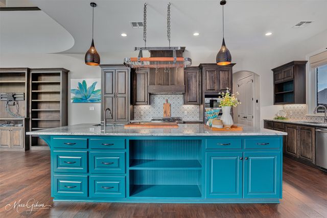 237 Captain Hm Shreve Boulevard, Shreveport, LA 71115