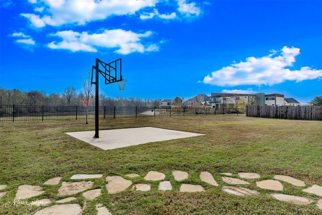 237 Captain Hm Shreve Boulevard, Shreveport, LA 71115