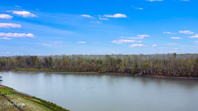 237 Captain Hm Shreve Boulevard, Shreveport, LA 71115