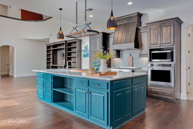 237 Captain Hm Shreve Boulevard, Shreveport, LA 71115