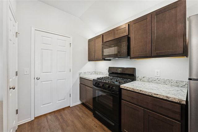 11101 NW 94th Terrace, Yukon, OK 73099