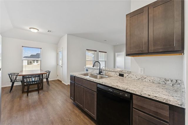 11101 NW 94th Terrace, Yukon, OK 73099