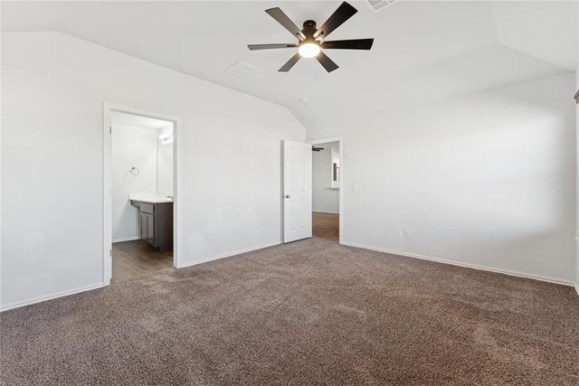 11101 NW 94th Terrace, Yukon, OK 73099