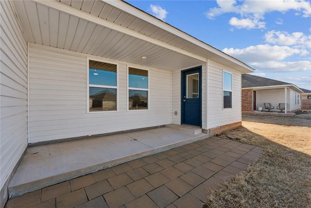 11101 NW 94th Terrace, Yukon, OK 73099