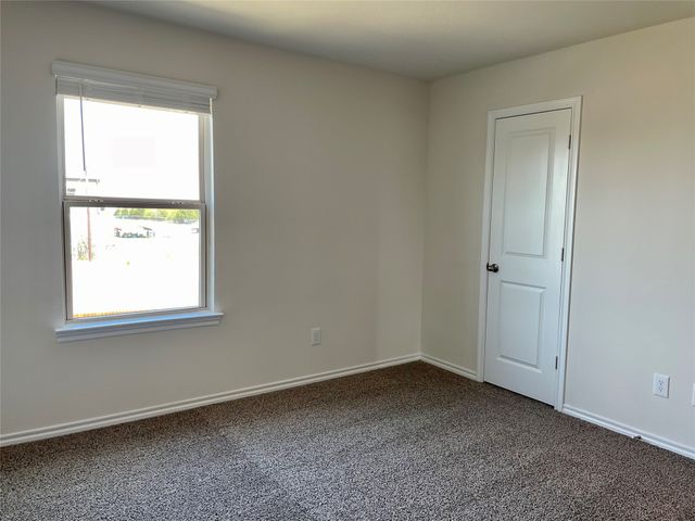 3205 Sweetwater Way, Sherman, TX 75090