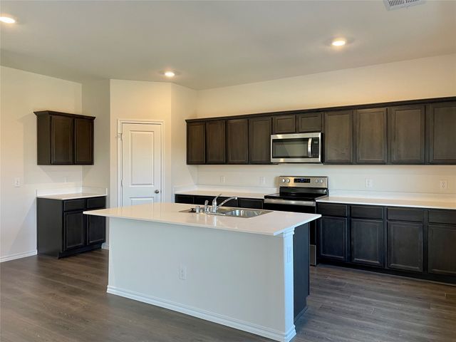 3205 Sweetwater Way, Sherman, TX 75090