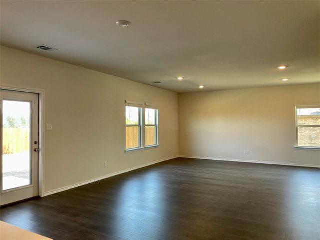 3205 Sweetwater Way, Sherman, TX 75090