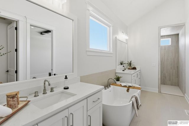 3637 S 218th Street, Elkhorn, NE 68022