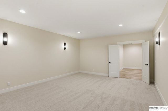 3637 S 218th Street, Elkhorn, NE 68022