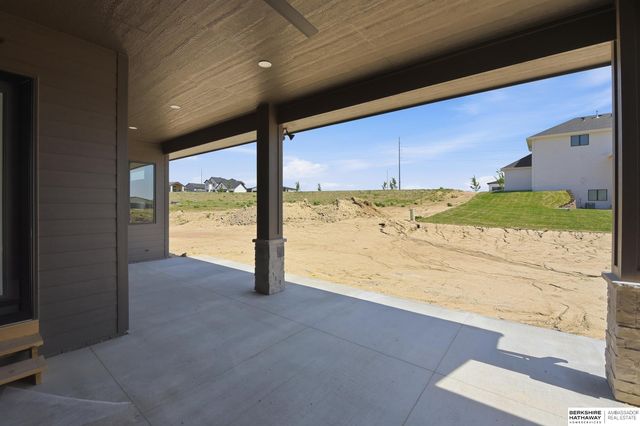 3637 S 218th Street, Elkhorn, NE 68022