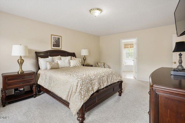 5204 Duckdown Court, Raleigh, NC 27604
