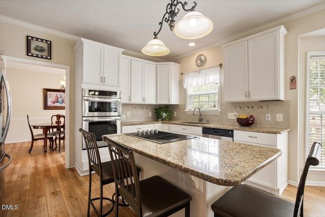 5204 Duckdown Court, Raleigh, NC 27604