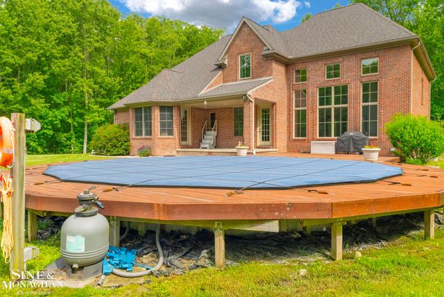 7329 Lindsey Road, East China, MI 48054