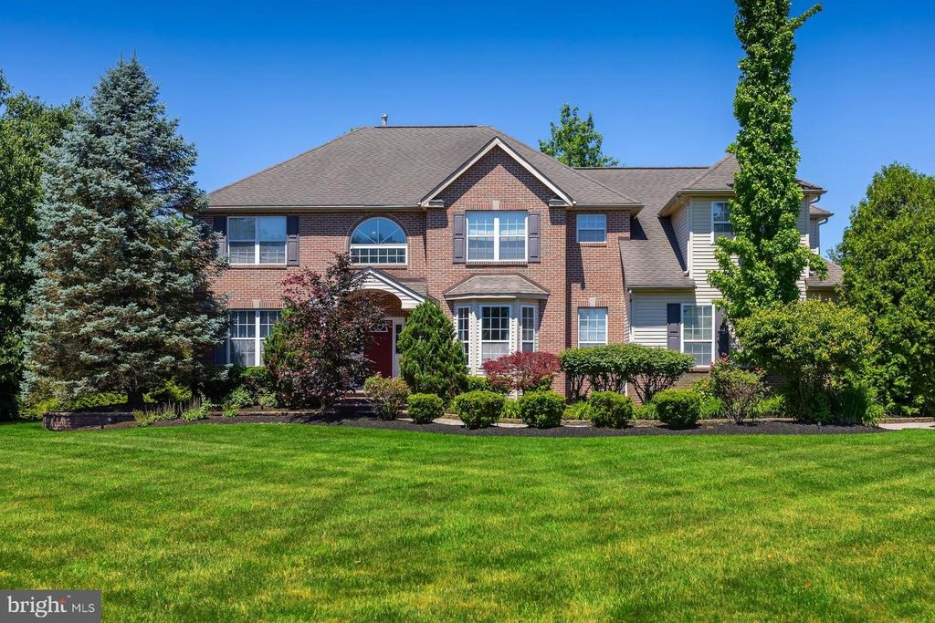 208 HICKORY LN, MULLICA HILL, NJ 08062 — exterior