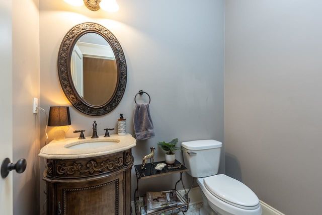 1952 S ARDEN LANDING CV S, Germantown, TN 38139