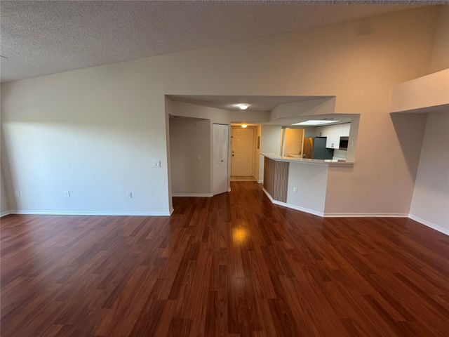 5005 Wiles Road 307, Coconut Creek, FL 33073