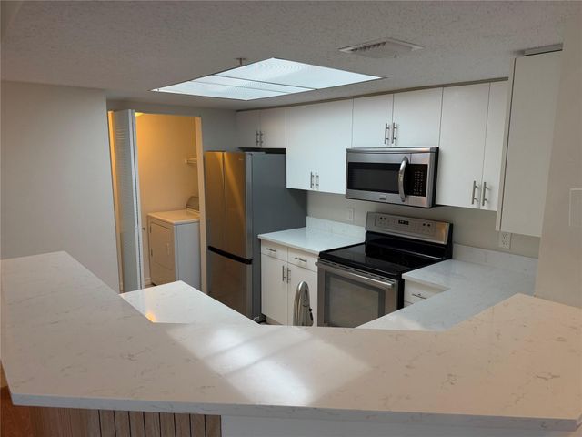 5005 Wiles Road 307, Coconut Creek, FL 33073