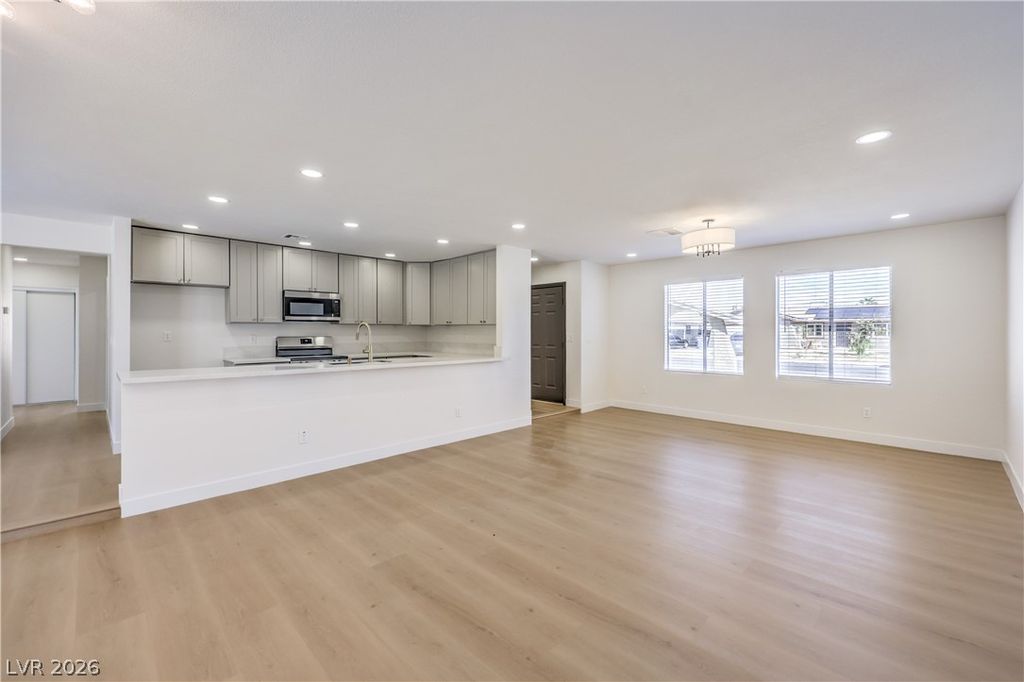 4309 Mott Circle, Las Vegas, NV 89102 — photo 5